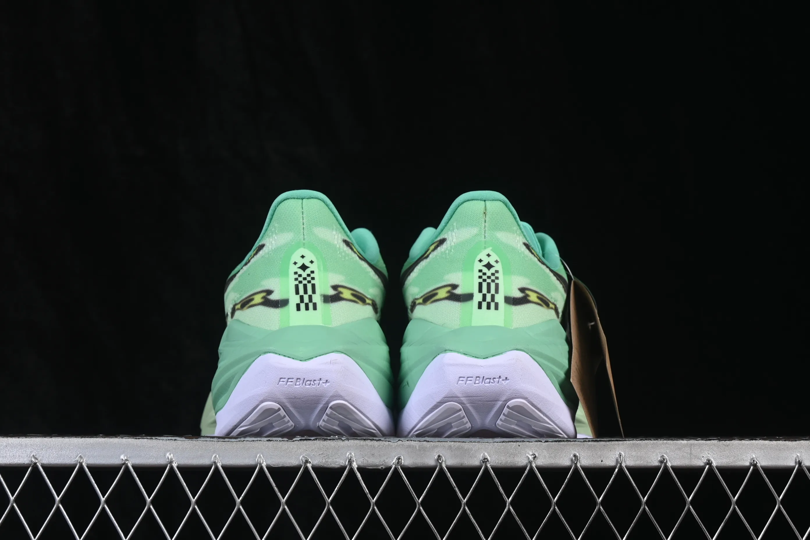 All categories Asics Asics series Asics Superblast 3 Asics Superblast 3 Asics comfortable and breathable sports running shoes 103A198-108